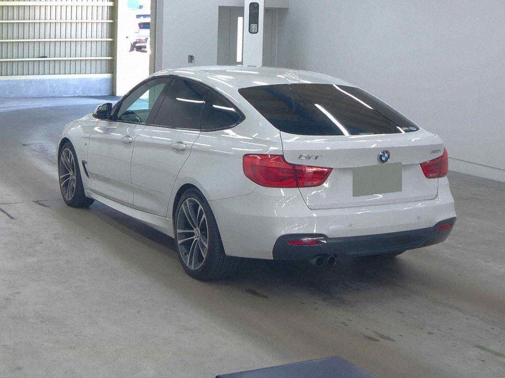 2018 BMW 320i