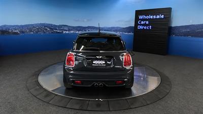 2016 Mini Cooper - Thumbnail