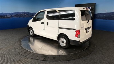 2020 Nissan NV200 - Thumbnail