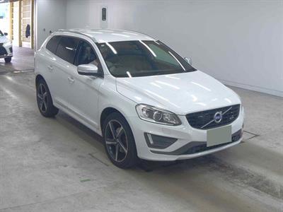 2015 Volvo XC60 - Thumbnail