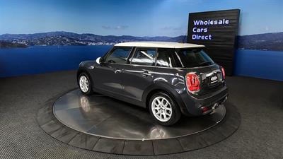 2015 Mini Cooper - Thumbnail