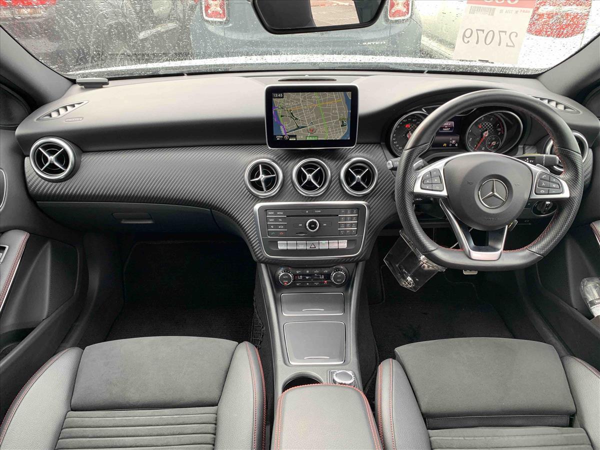 2015 Mercedes-Benz A 180