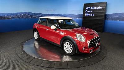 2015 Mini Cooper - Thumbnail