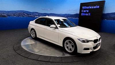 2019 BMW 330e - Thumbnail