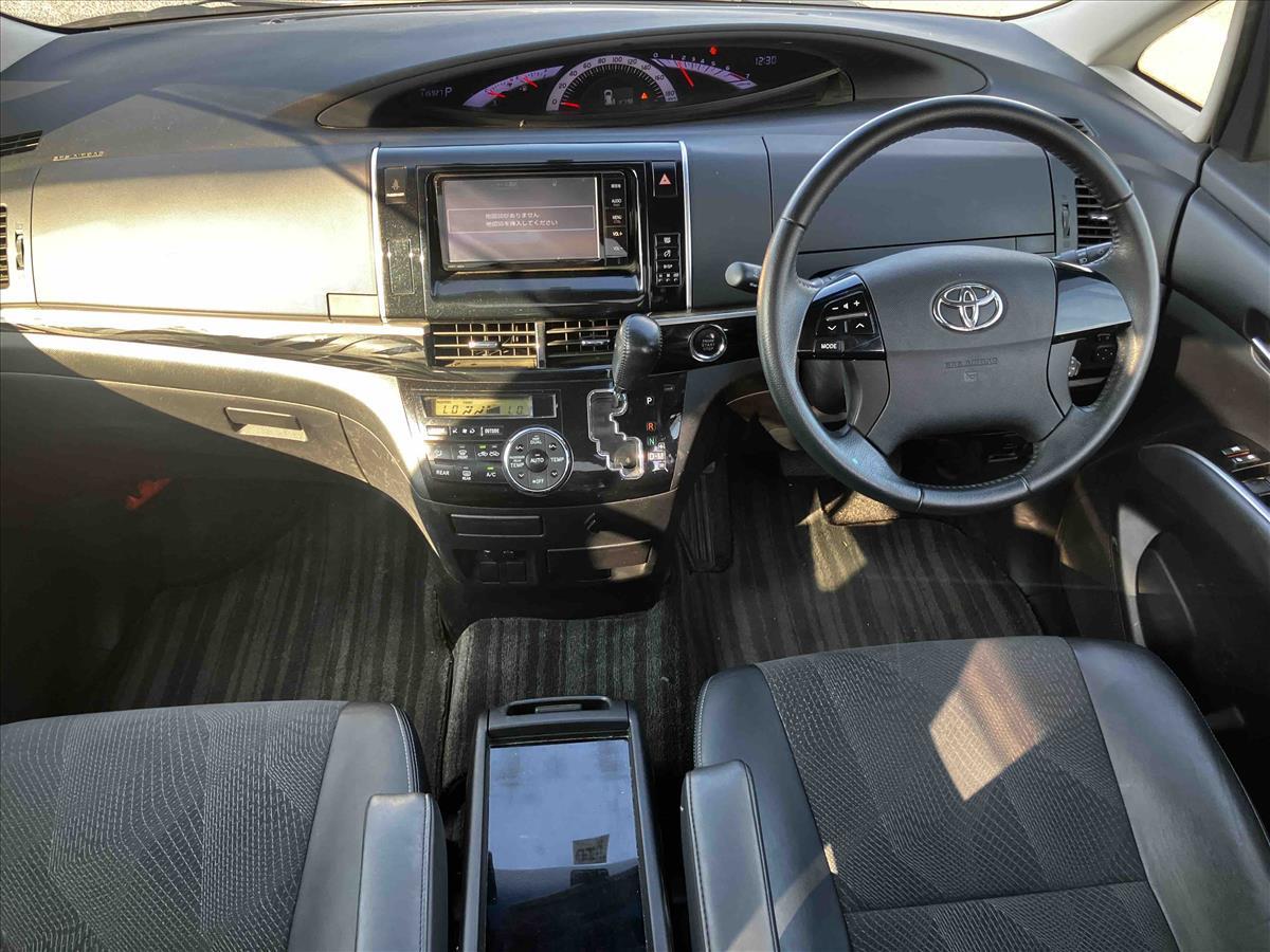 2015 Toyota Estima