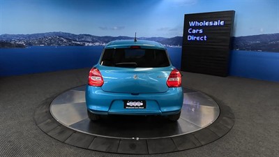 2017 Suzuki Swift - Thumbnail