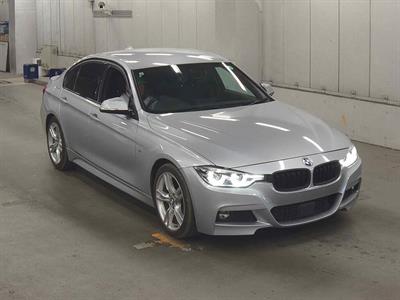 2017 BMW 320i - Thumbnail