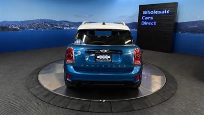 2017 Mini Countryman - Thumbnail