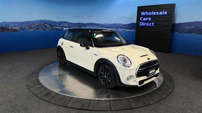 2017 Mini Cooper - Thumbnail