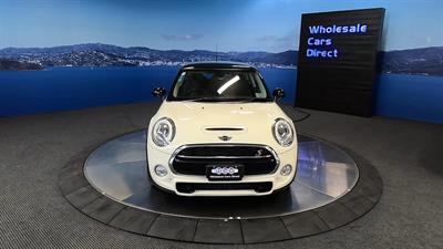 2017 Mini Cooper - Thumbnail