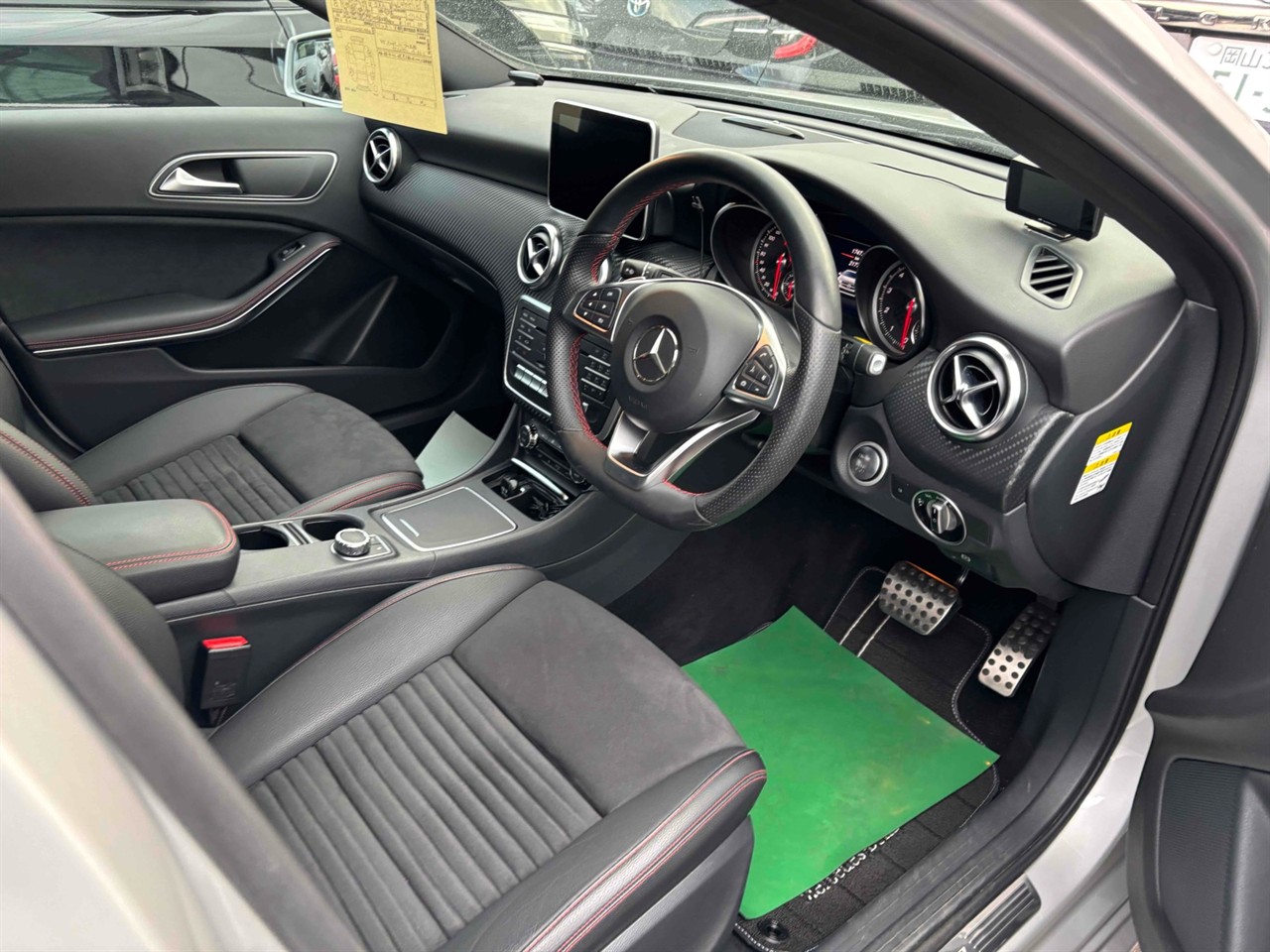 2016 Mercedes-Benz A 180