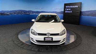 2015 Volkswagen Golf - Thumbnail