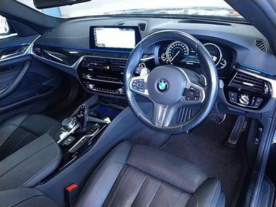 2017 BMW 530i - Thumbnail