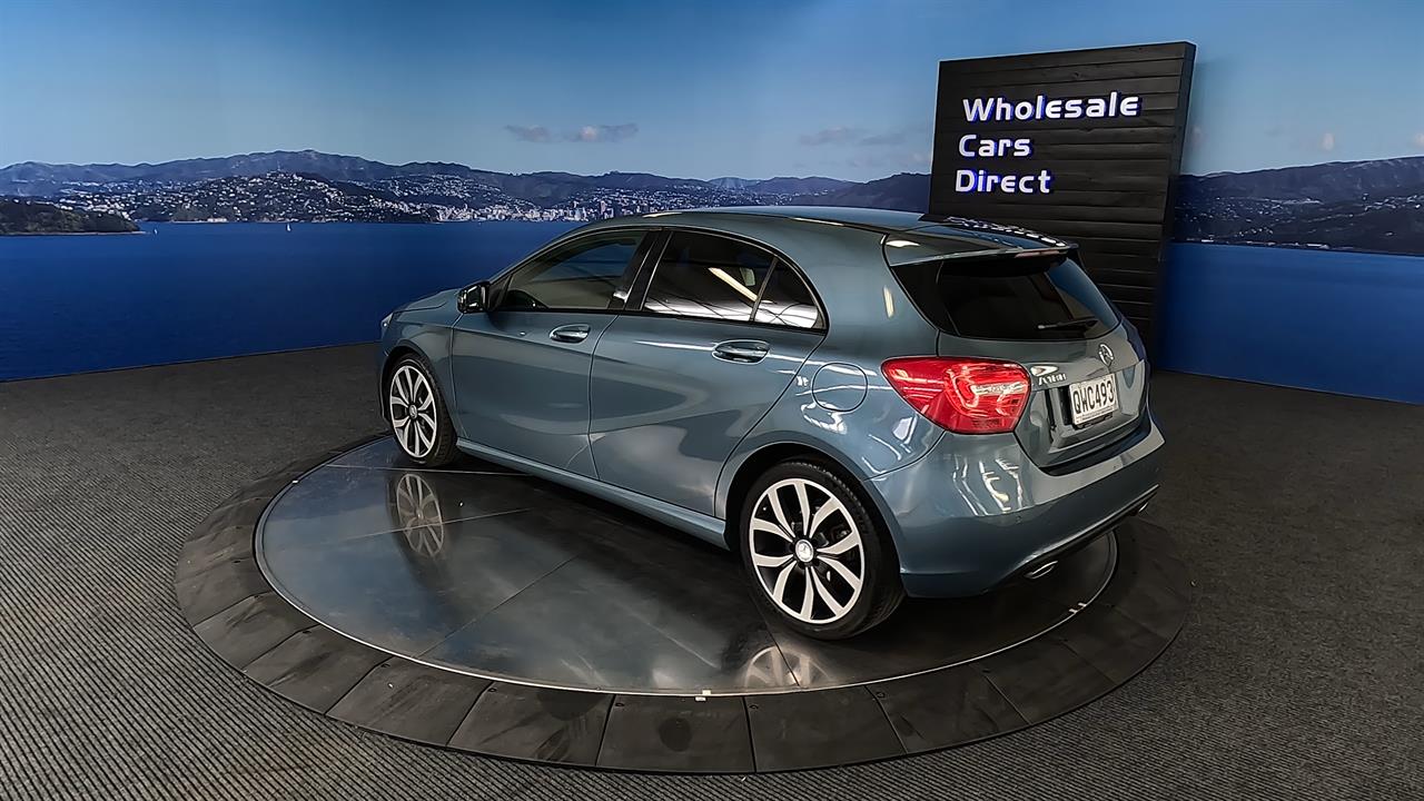 2013 Mercedes-Benz A 180